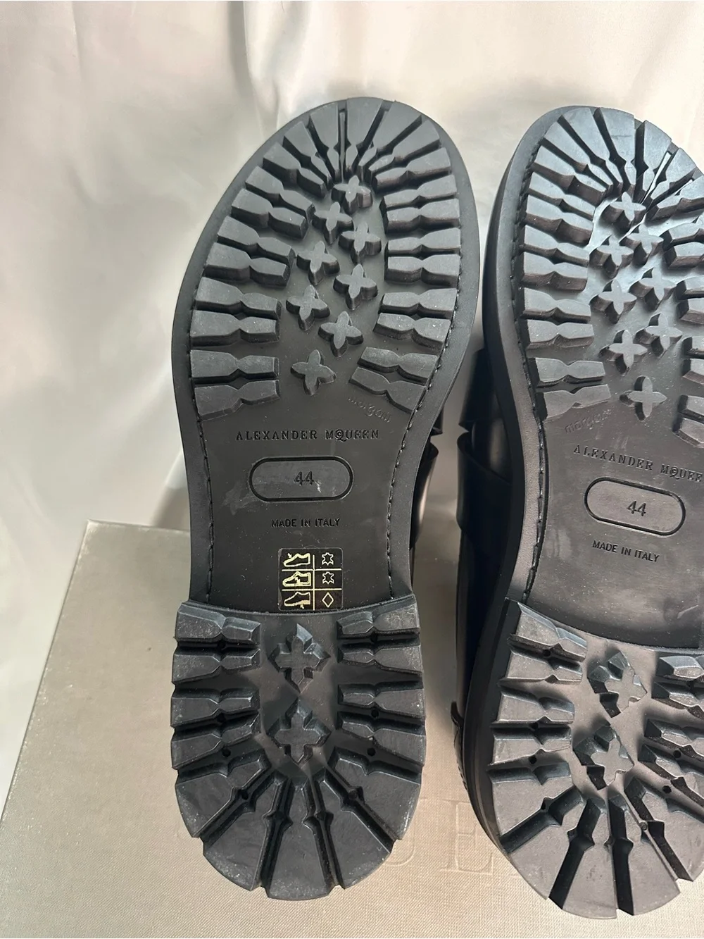 Alexander McQueen brand new